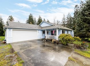 3835 Berry Blvd, Camano Island, WA 98282