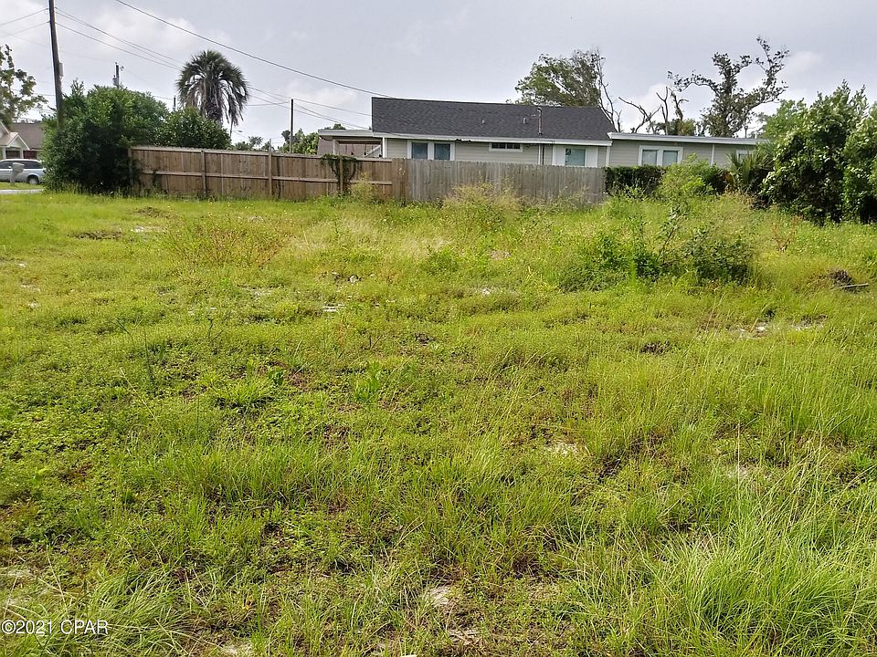 2nd image of 935 McKenzie Ave