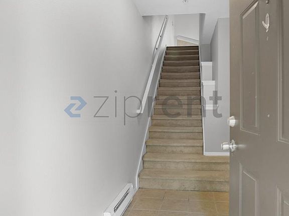 2nd image of 3116 164th St SW APT 403