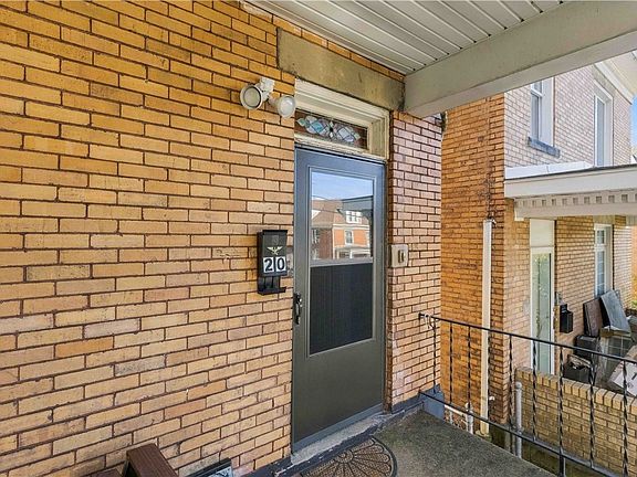 3rd image of 20 Magee Ave