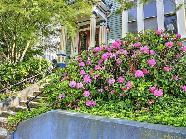 137 Doyle Ave #4, Providence, RI 02906