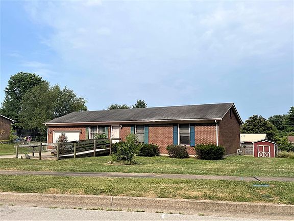 3rd image of 302 Windham Hill Ct