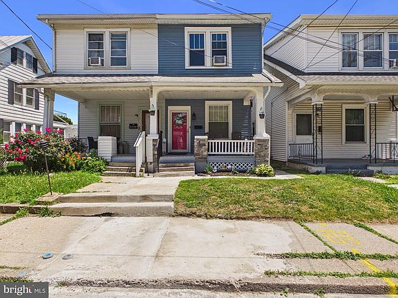 4th image of 320 S 29th St