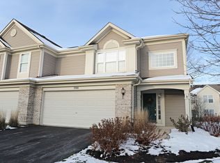 590 Yorkshire Ln, Hampshire, IL 60140