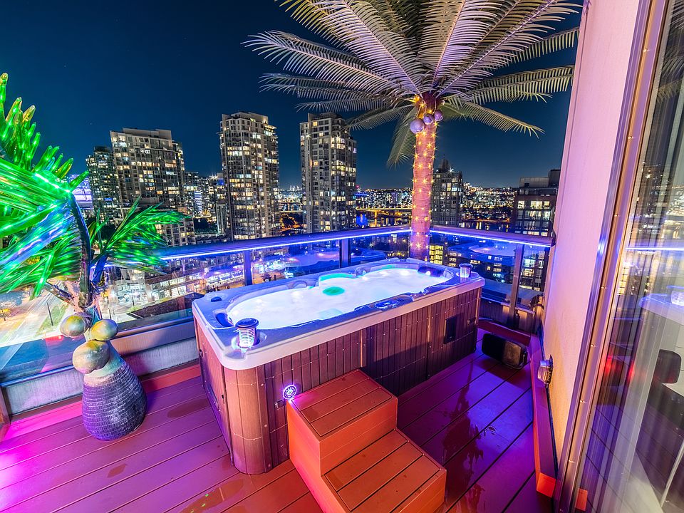2nd image of 199 Drake St #Penthouse 19a