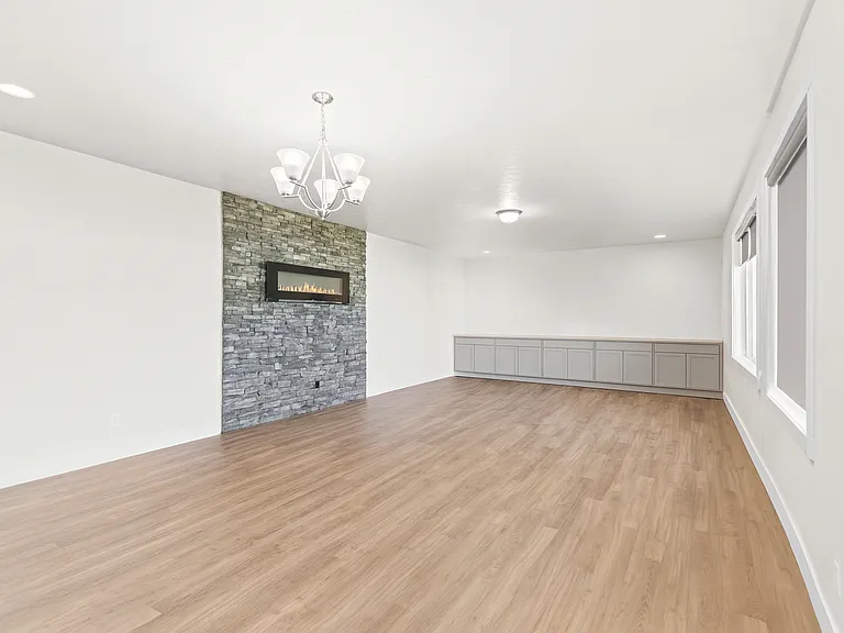 4923 N Glenrock Ave — Photo 12