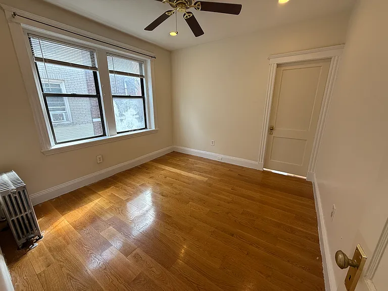 240 Kelton St #7 — Photo 10