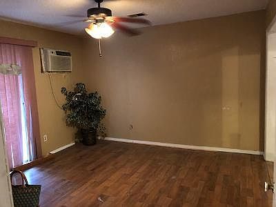 5th image of 5623 Belneath St
