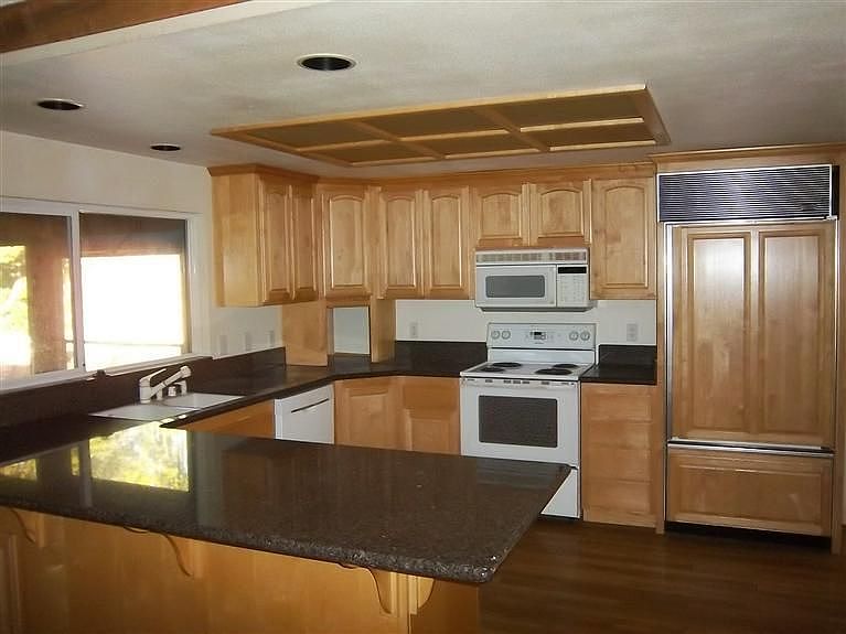 2nd image of 7027 Los Olivos Way