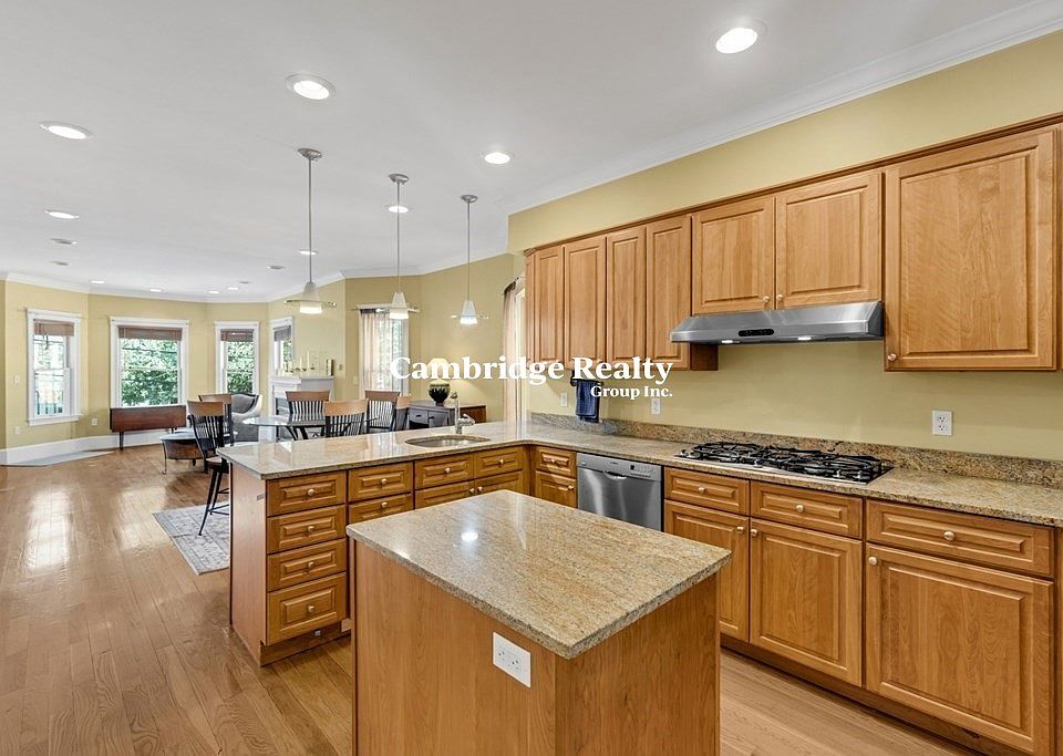 1st image of 73 Lexington Ave #2T