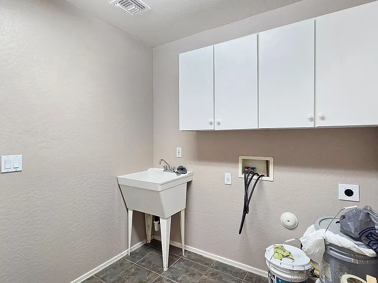 14821 W Roanoke Ave — Photo 19