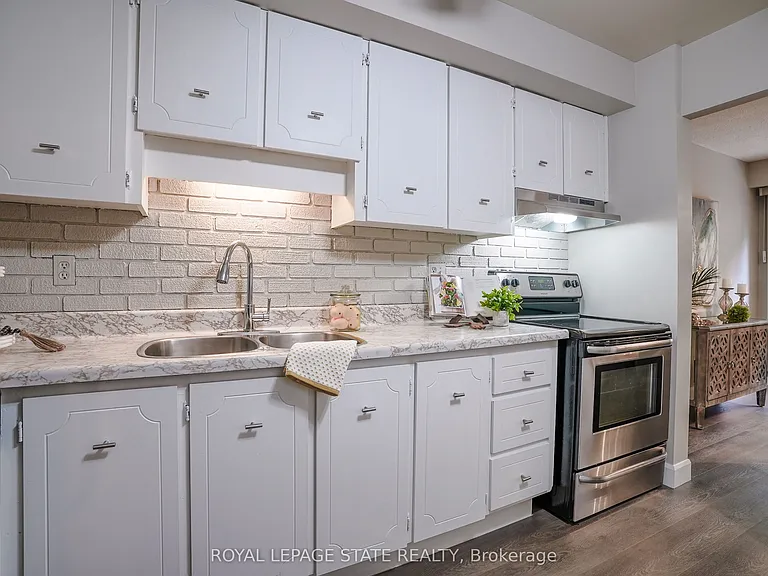 90 Saint Andrews Dr — Photo 17