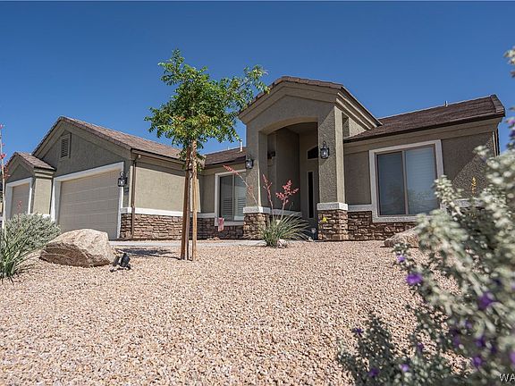 5th image of 1689 E ALOE Street