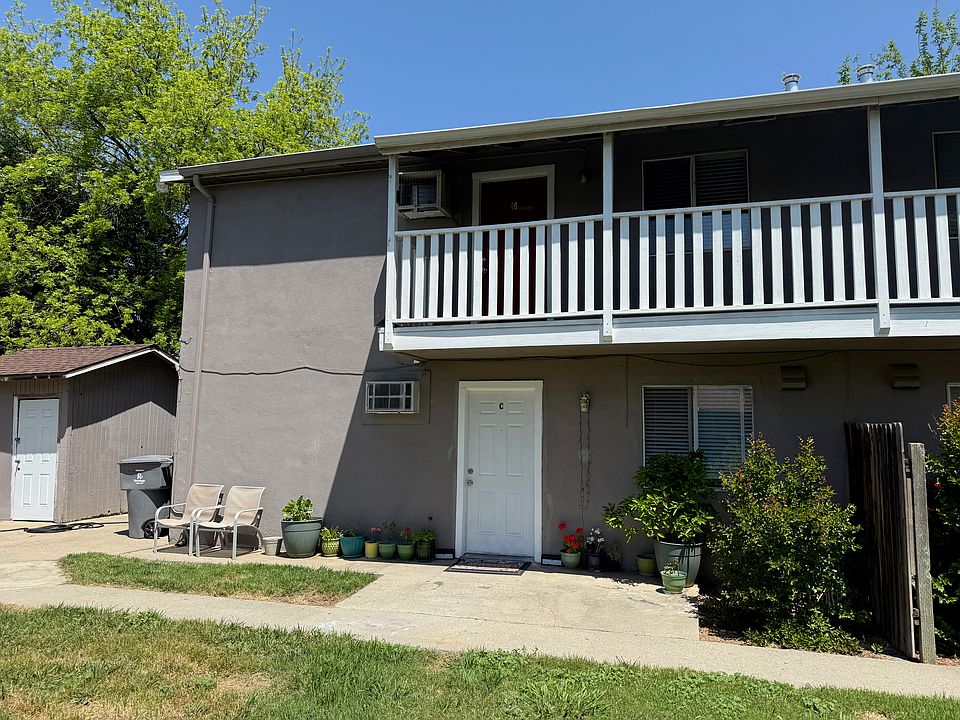 North half (Apt. D is upstairs)
