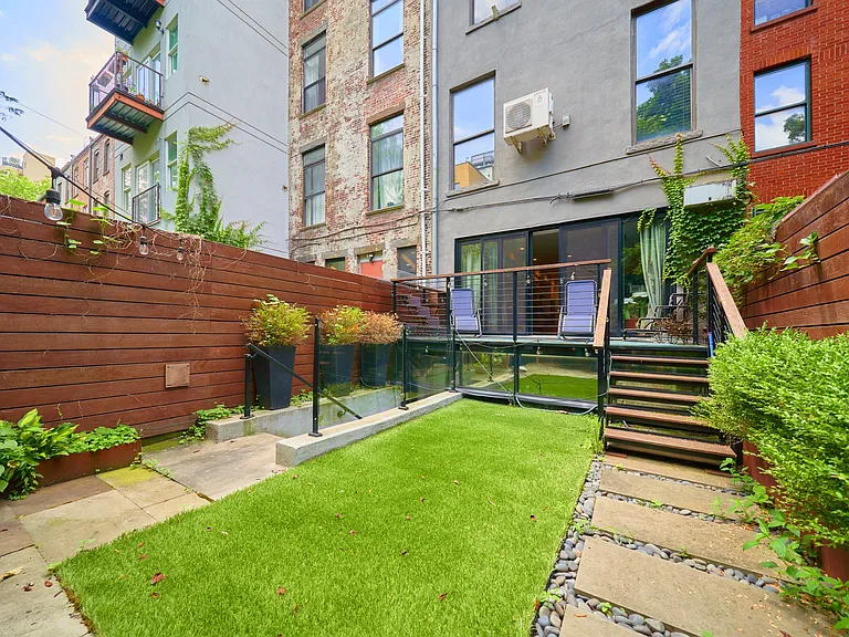 247 W 122nd St #1 — Photo 16