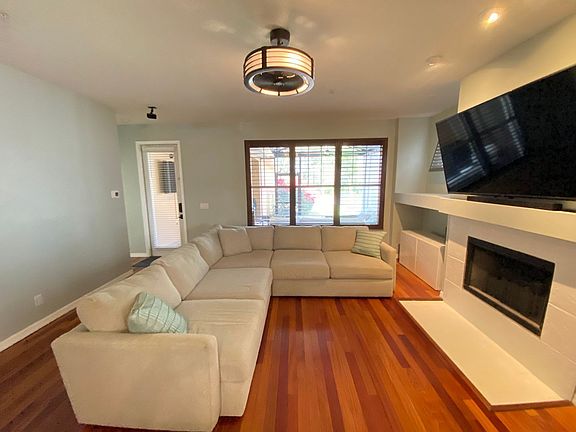 4th image of 8763 Coco Plum Pl
