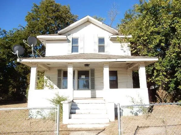 103 S Three Road St, Marmaduke, AR 72443