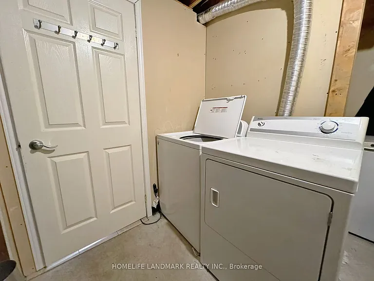 54 Bluewater Ct — Photo 22
