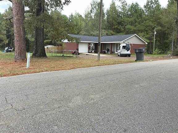 3rd image of 148 J D Hatten Rd