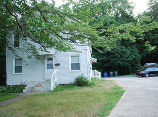 94 N Main St, Windsor Locks, CT 06096