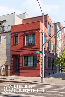 Sold by Leslie J. Garfield | media 15