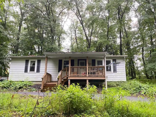 309 Poplar St, Fleetwood, PA 19522