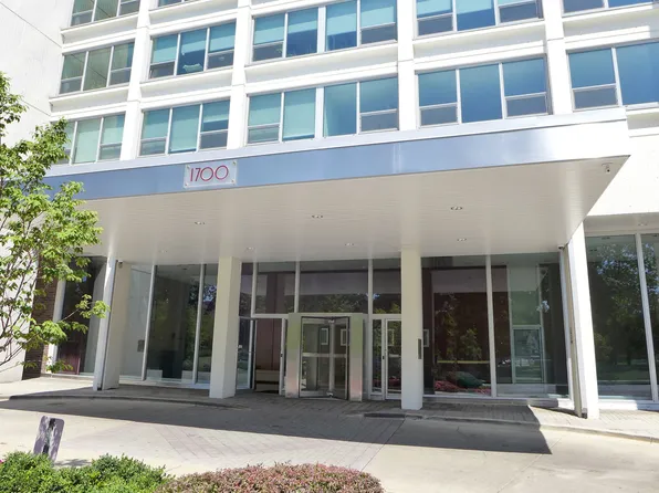 1700 E 56th St APT 3601, Chicago, IL 60637