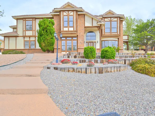 2038 Rivers Edge Dr NE, Rio Rancho, NM 87144