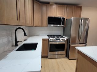 179 Meagher Ave #1, Bronx, NY 10465