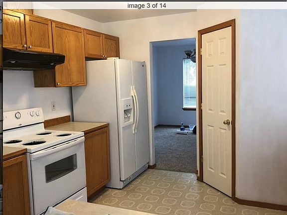 3rd image of 2231 180th St SW