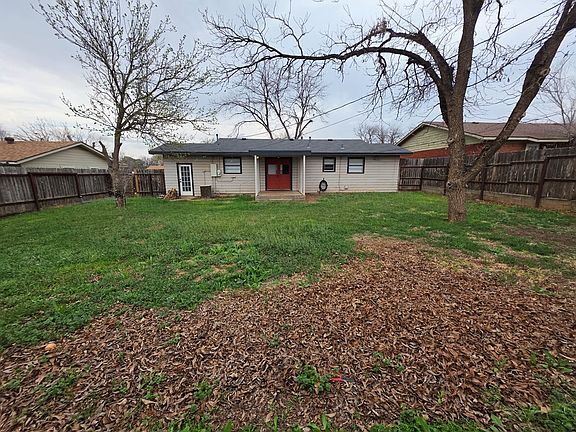 5th image of 1504 Bristol Dr