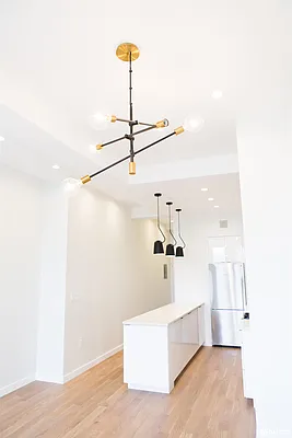 Rented by Oxford Property Group | media 25