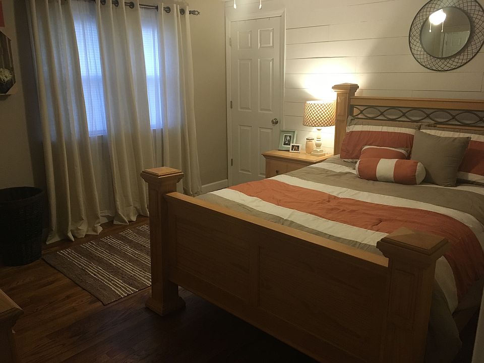 2nd Bedroom renovated 2018