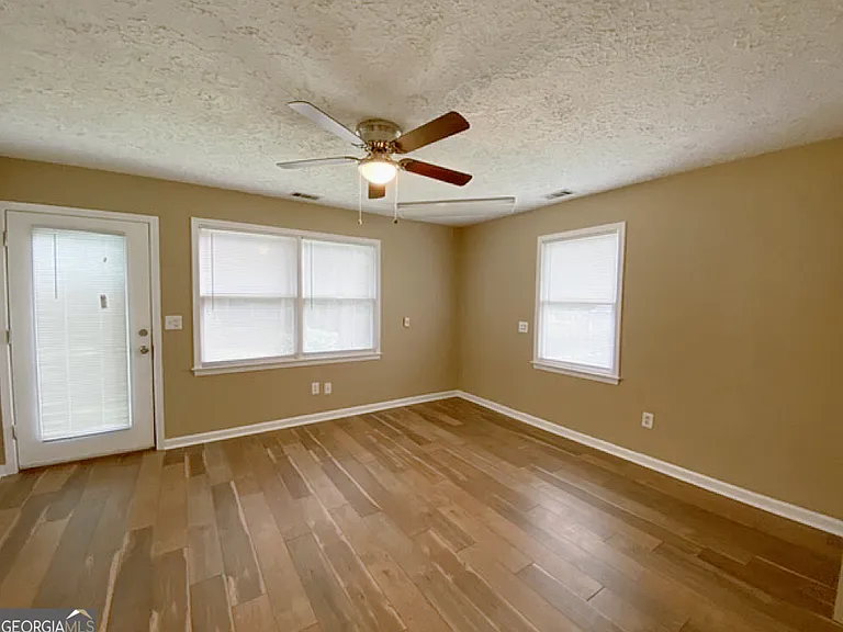6341 Spout Springs Rd — Photo 12