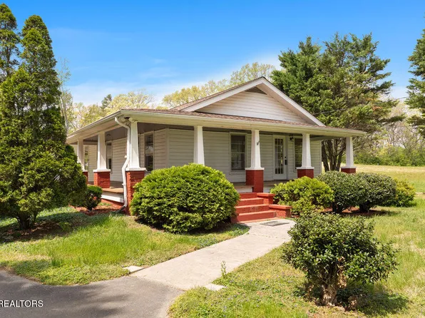 1438 W Hunt Rd, Maryville, TN 37801