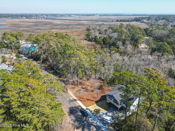 442 Womble Street, Oak Island, NC 28465