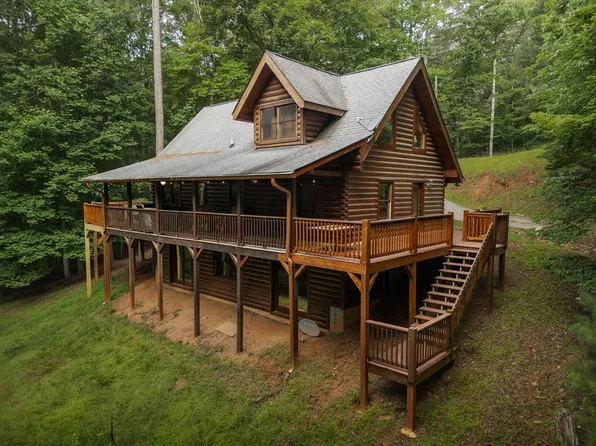 35 Noel Ct, Ellijay, GA 30540