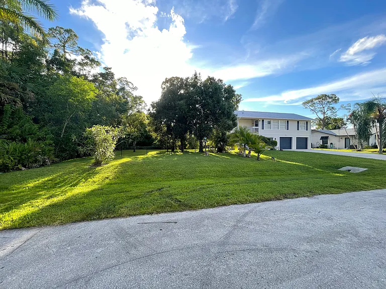 1337 Center Ln — Photo 10