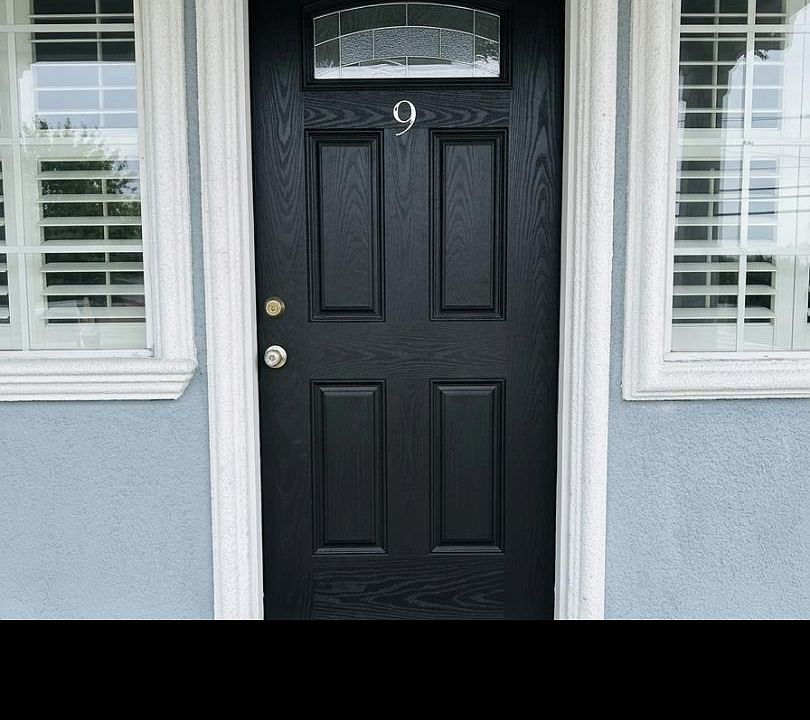 1st image of 9 N 33rd St
