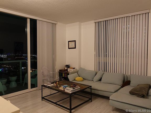 5th image of 1900 N Bayshore Dr APT 4403