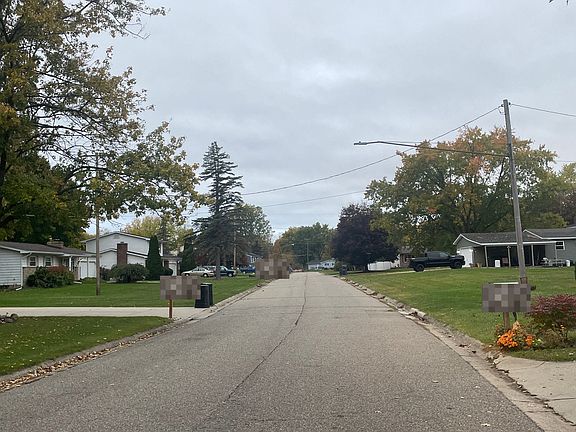 4th image of 7098 Timberwood Dr