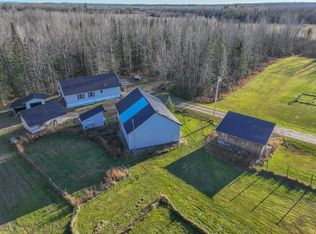 526 Darling Rd, Hudson, ME 04449