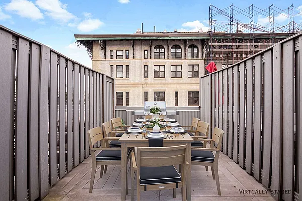 Rented by HomeDax Real Estate | media 17