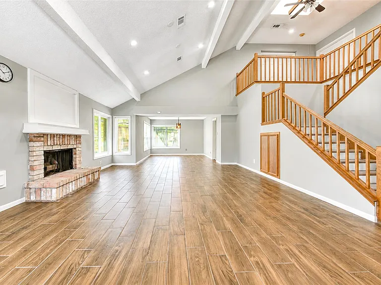13103 Wickersham Ln — Photo 3