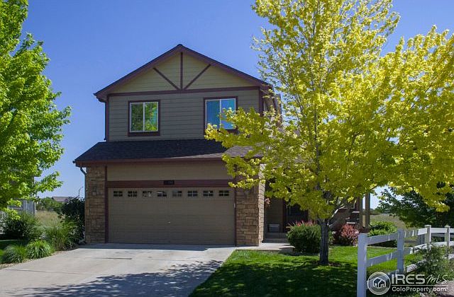Front Elevation with SW Facing Driveway
