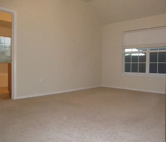 1903 Stonehenge Dr — Photo 5