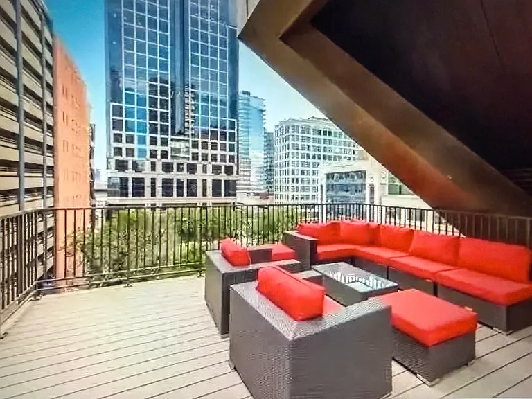 1101 Walnut St #1502 — Photo 20
