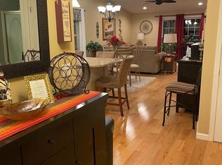 124 Braintree Dr, Liverpool, NY 13088