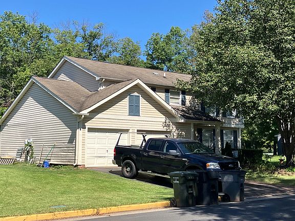 3rd image of 10285 Westwood Ct