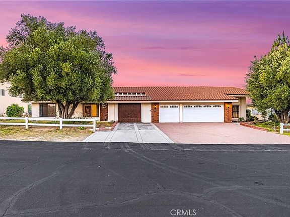 2nd image of 22737 Timbertop Ln